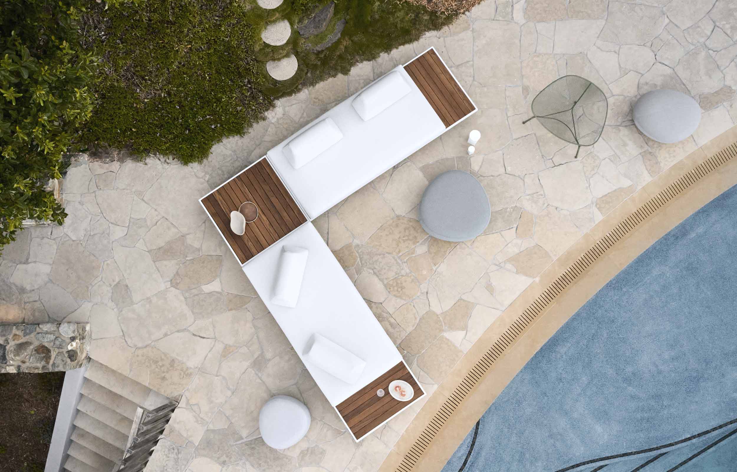 Plateau Outdoor Coffee Table King Living