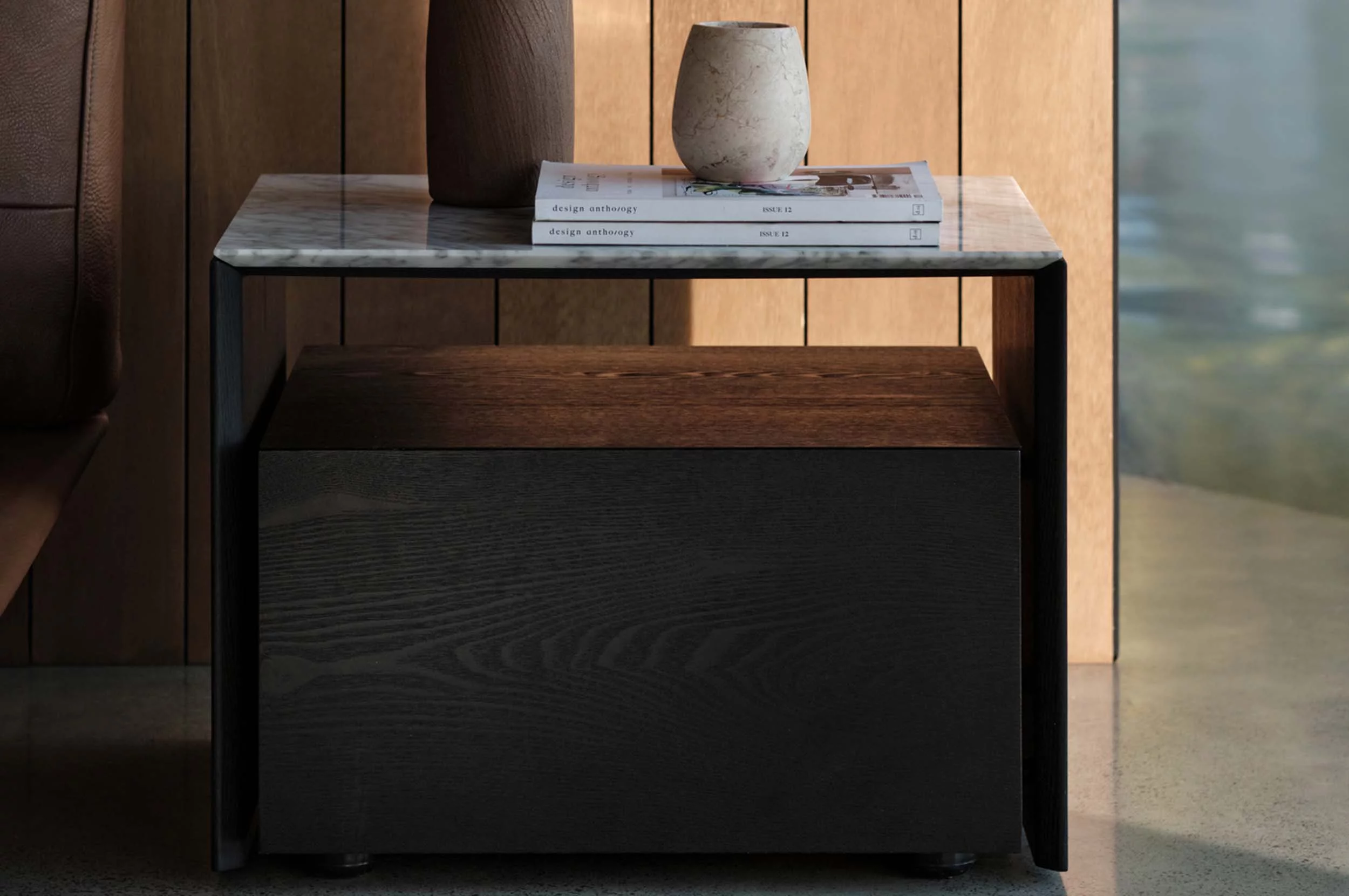 Small marble bedside table discount