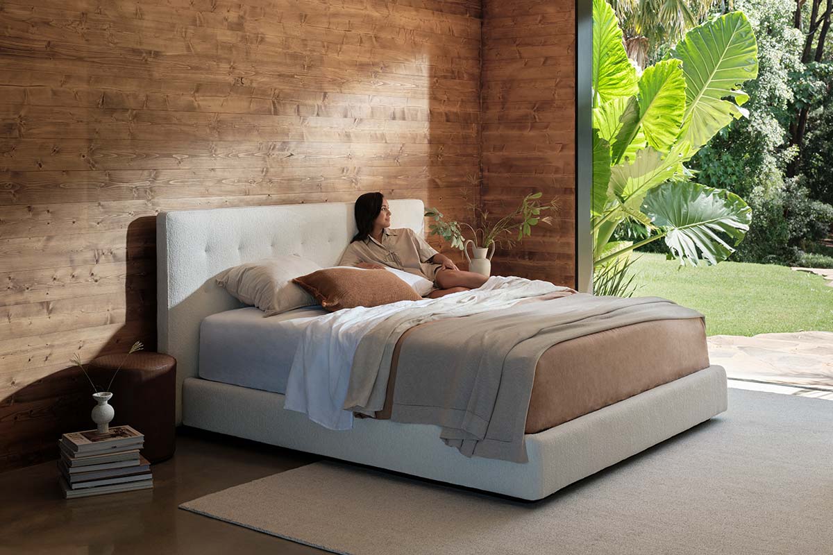 Serenade Storage Bed