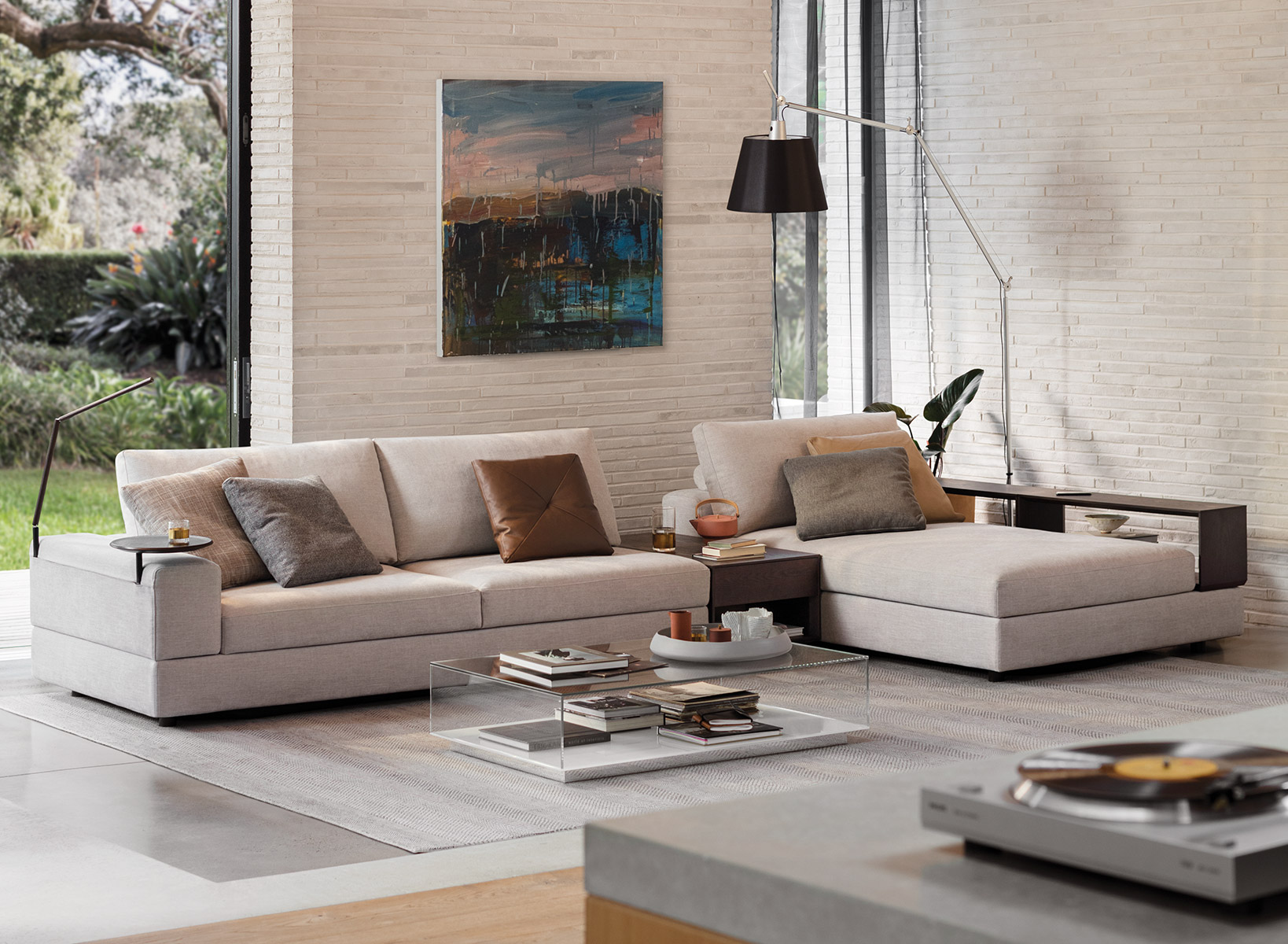 Introducing Jasper II King Living