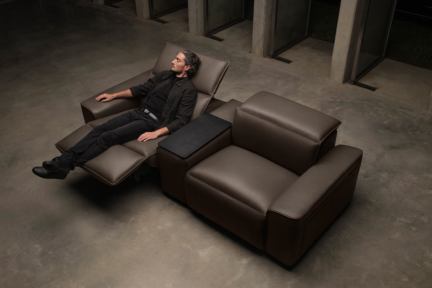 King Cloud V Recliner Sofa Luxurious reclining sofa Lounge Couch